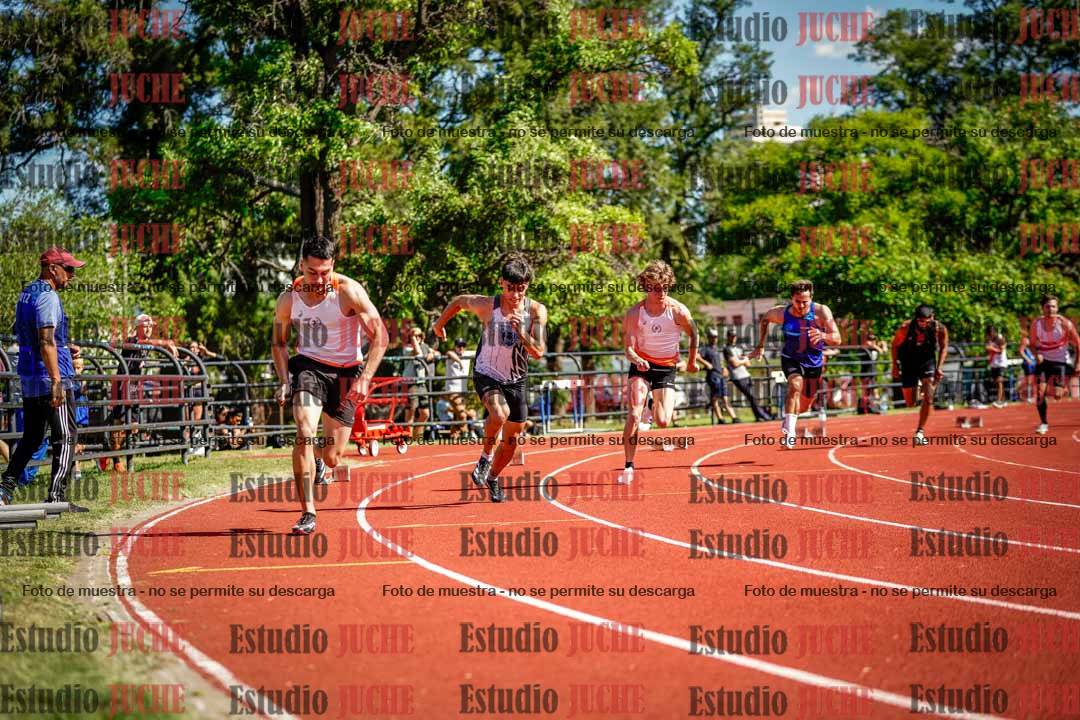 Fotos de los 200 m llanos de varones