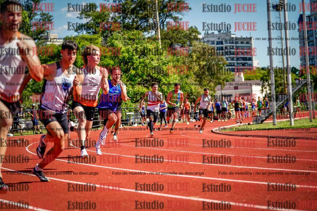 Fotos de los 200 m llanos de varones
