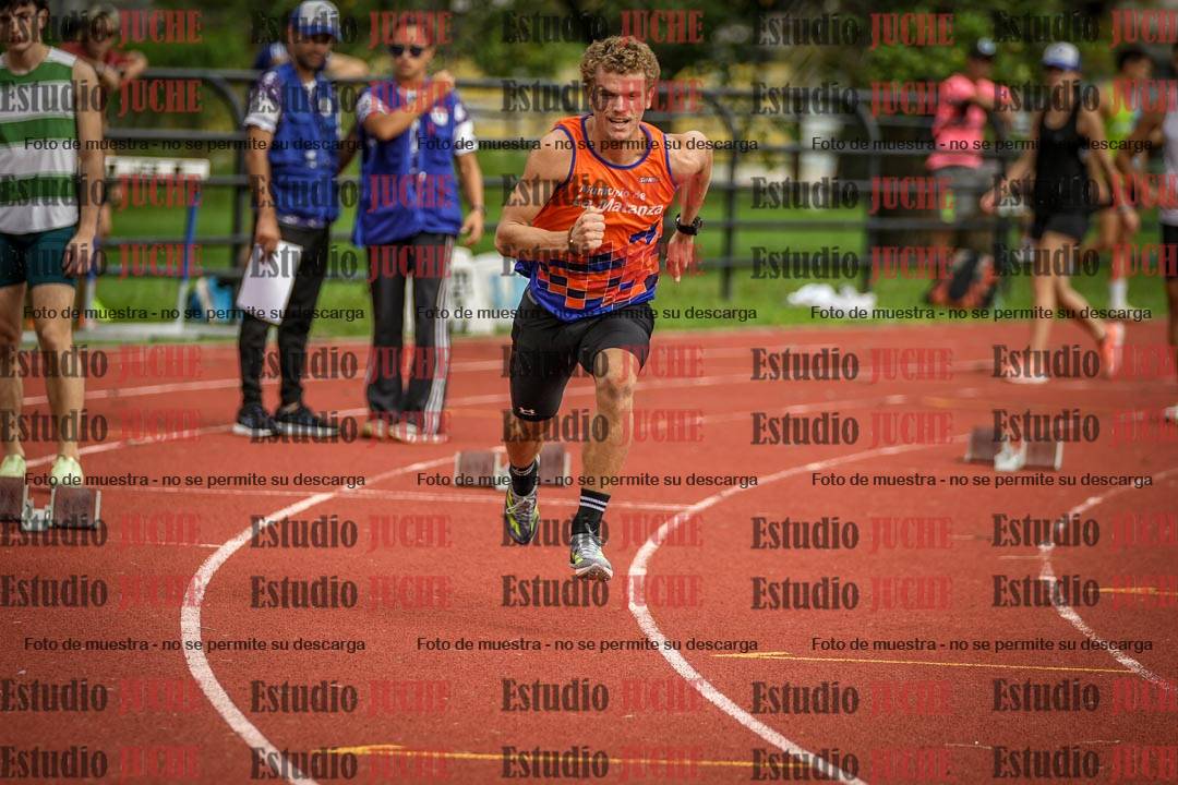 Fotos de los 200 m llanos de varones