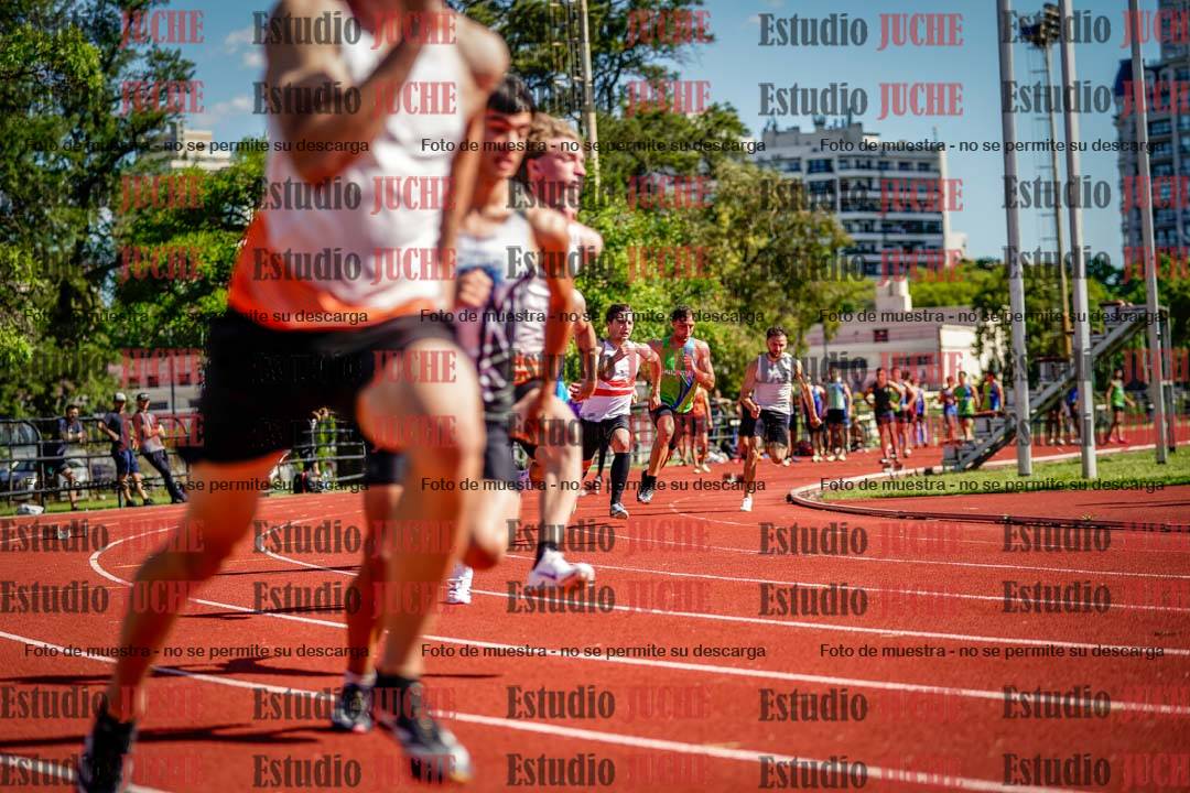 Fotos de los 200 m llanos de varones