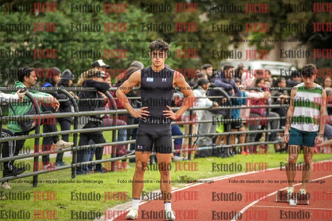 Fotos de los 400 m llanos de varones