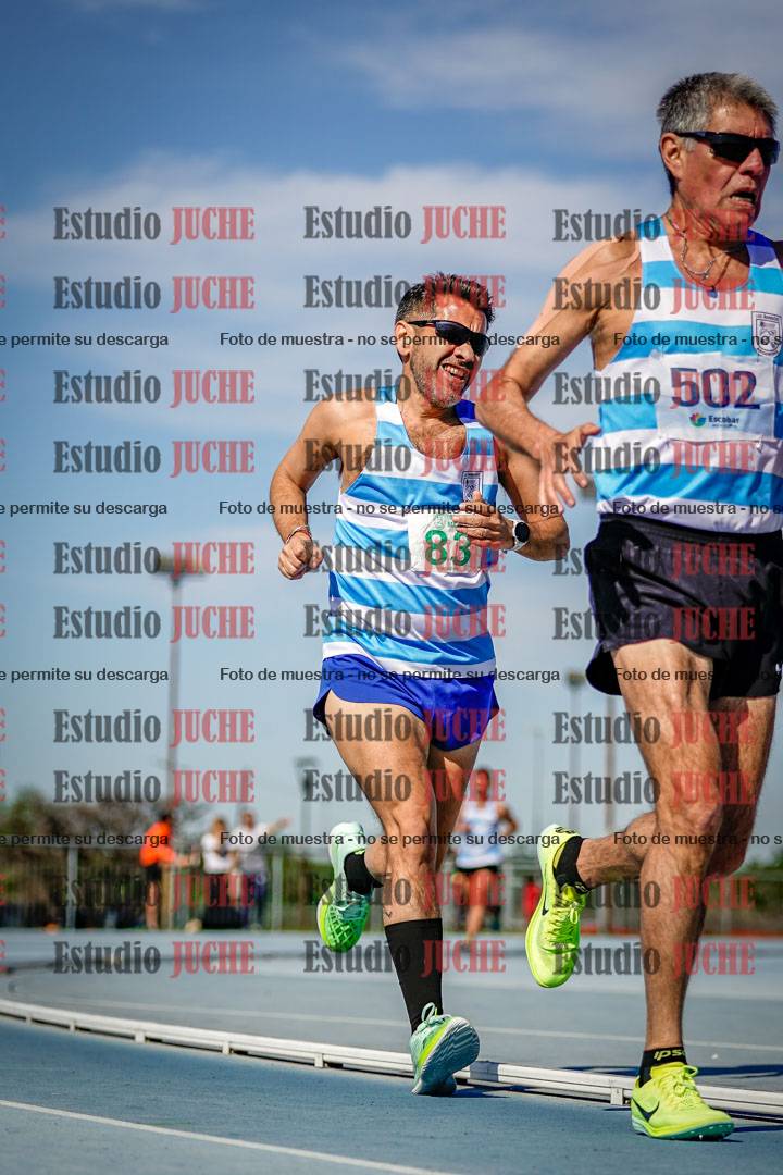 Fotos de los 3000 m llanos de varones
