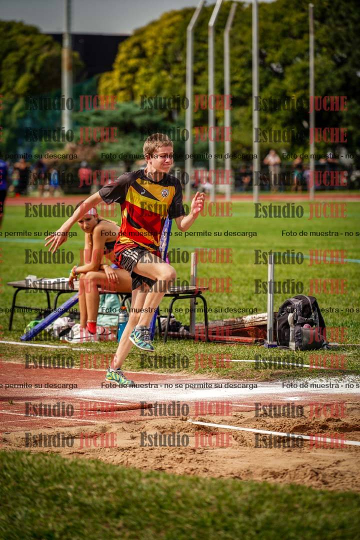 Fotos del salto triple de mujeres y varones