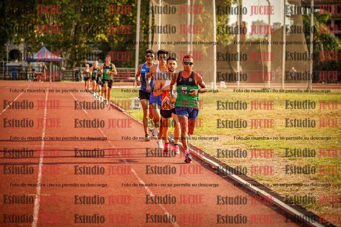 Fotos de los 5000 m llanos de mujeres y varones