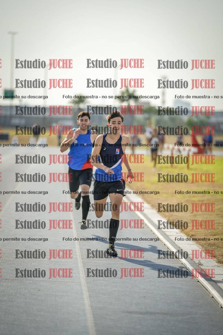 Fotos de las Postas 8x200 m mixta