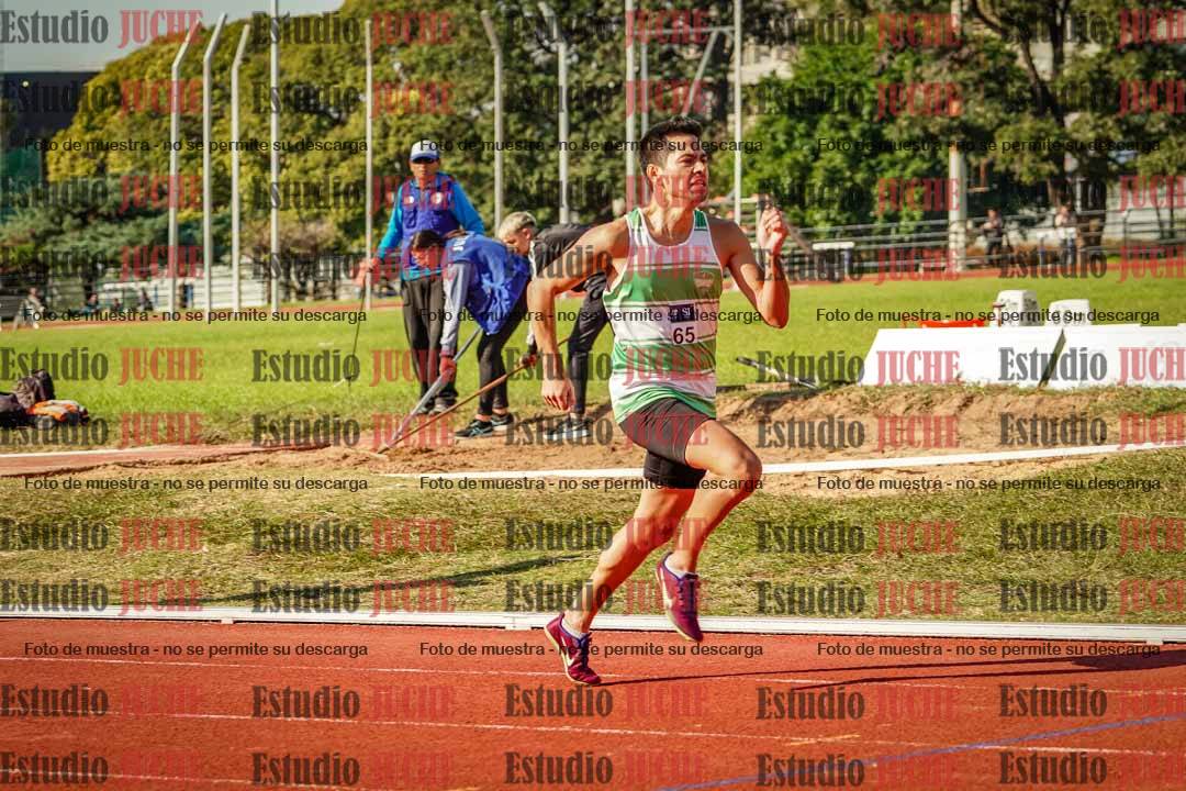 Fotos de los 800 m llanos de varones