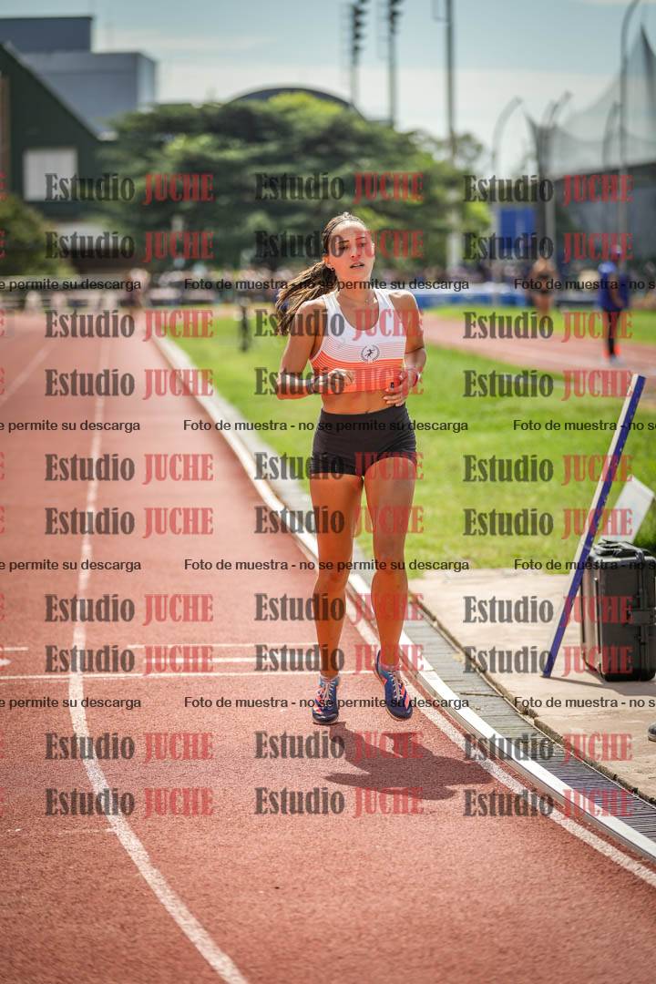 Fotos de los 800 m llanos de mujeres - heptatlón 7