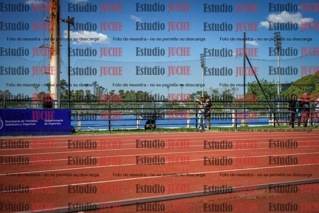 Fotos de los 200 m llanos de varones