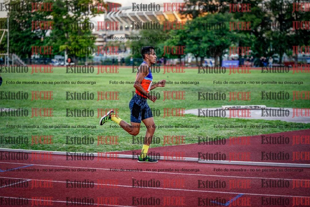 Fotos de los 1500 m llanos de varones