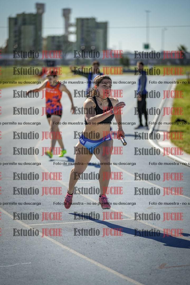 Fotos de las Postas 4x400 m de mujeres y varones