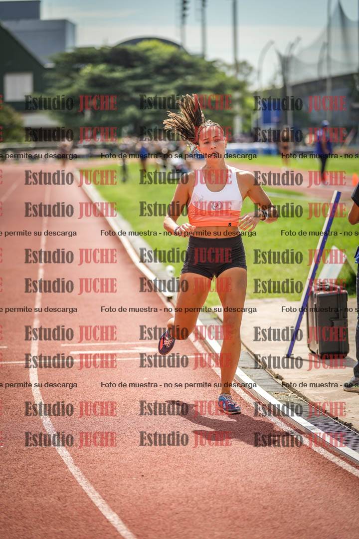 Fotos de los 800 m llanos de mujeres - heptatlón 7