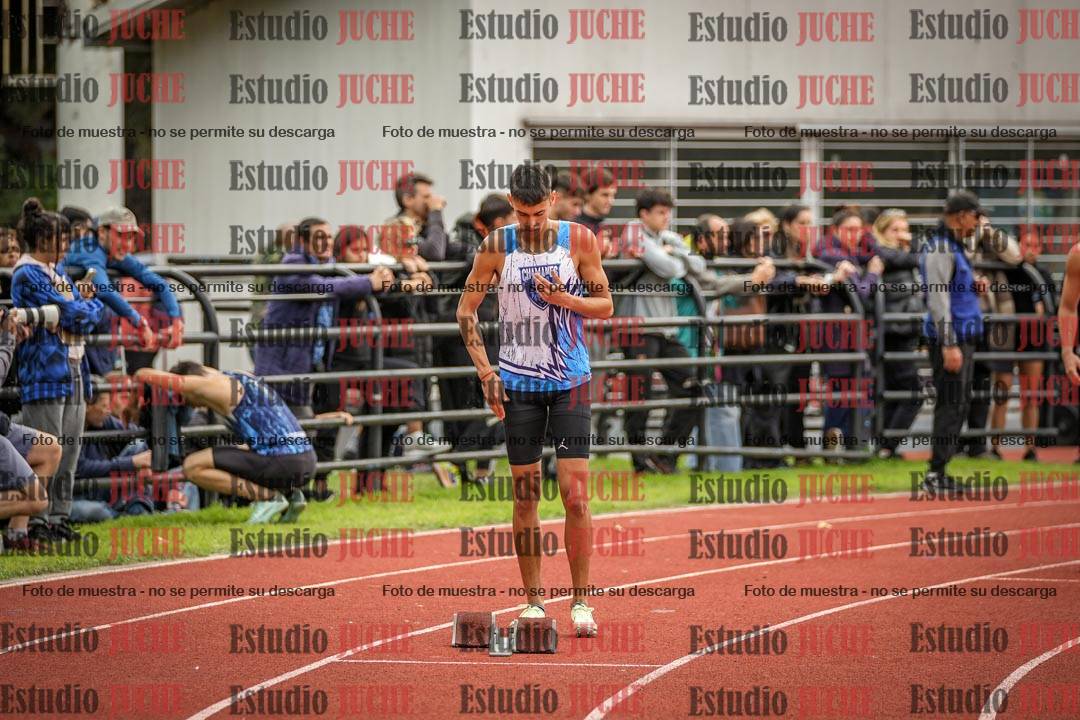 Fotos de los 400 m llanos de varones
