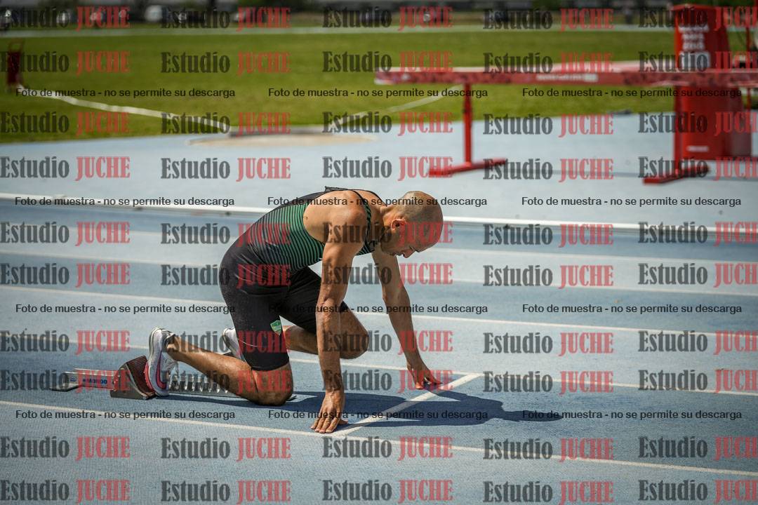 Fotos de los 400 m llanos de varones