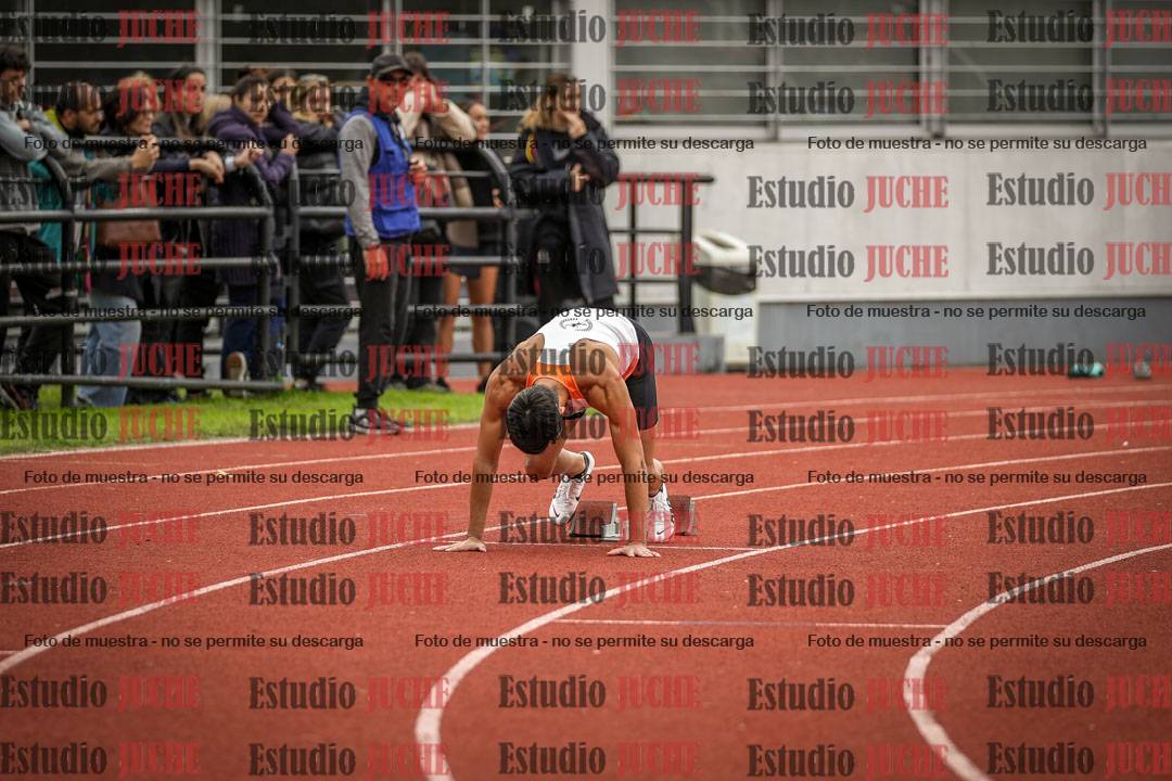 Fotos de los 400 m llanos de varones