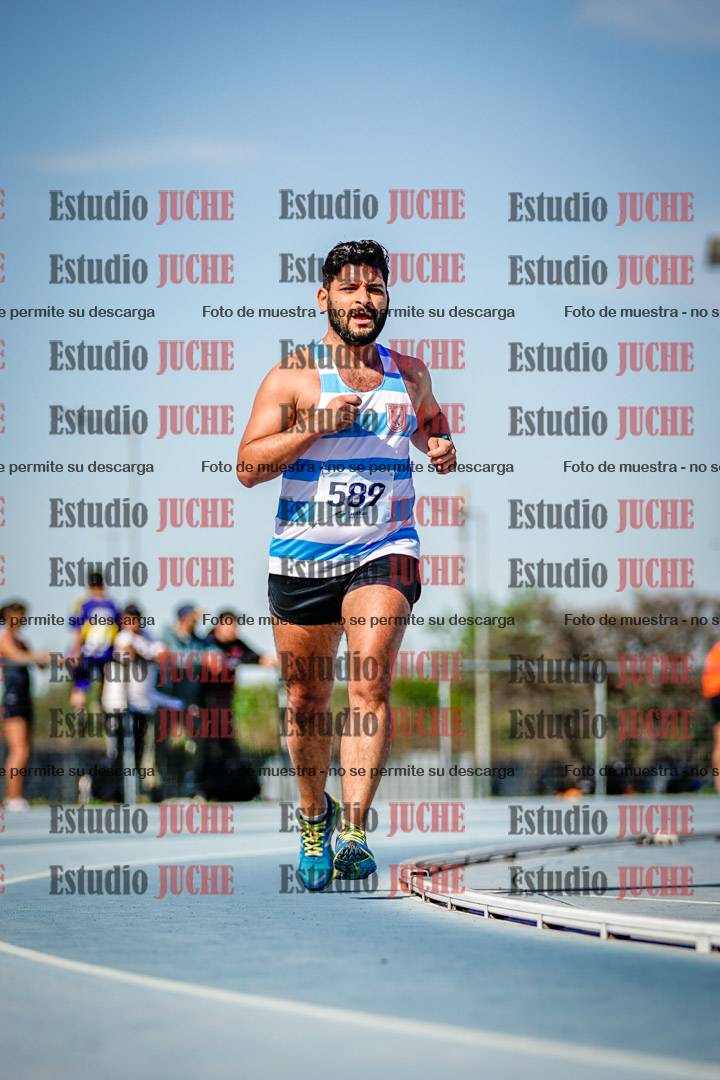 Fotos de los 3000 m llanos de varones