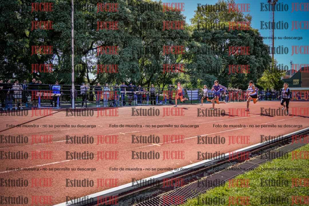 Fotos de los 80 m de mujeres