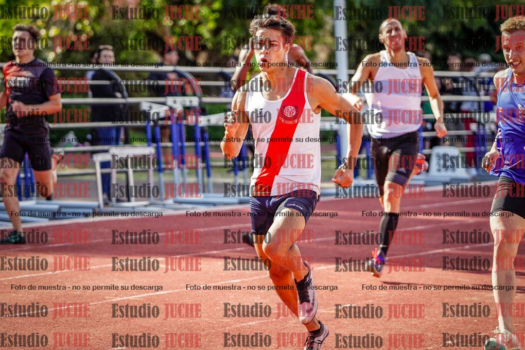 Fotos de los 400 m llanos de varones