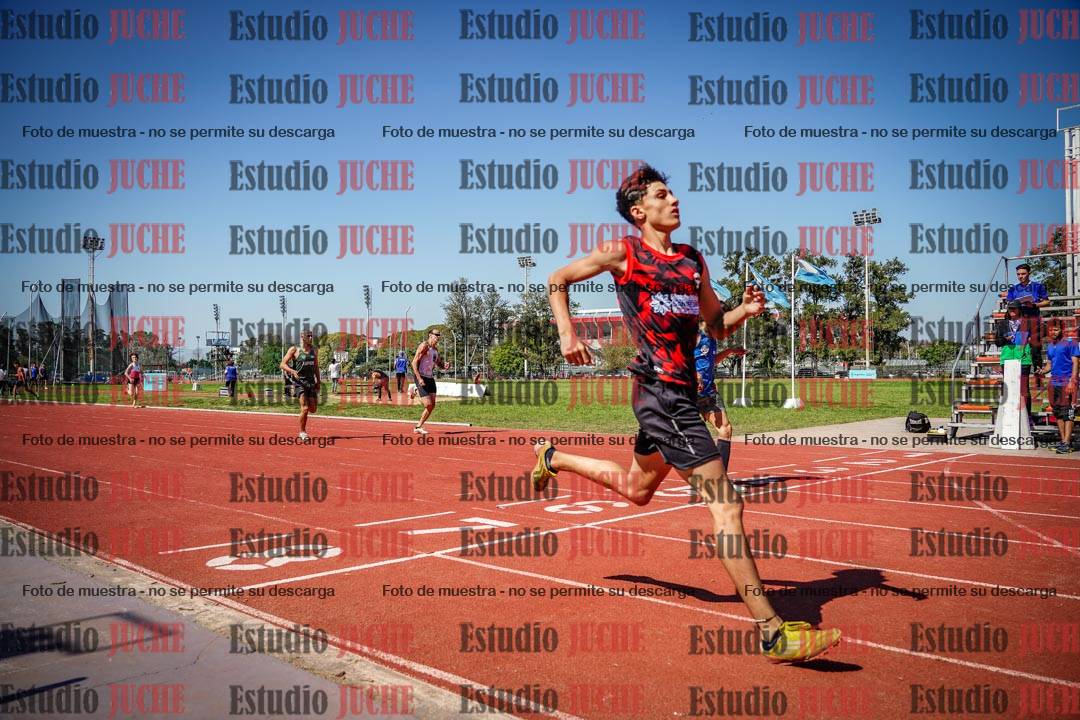Fotos de los 400 m llanos de varones