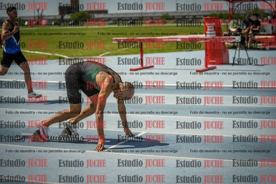 Fotos de los 400 m llanos de varones
