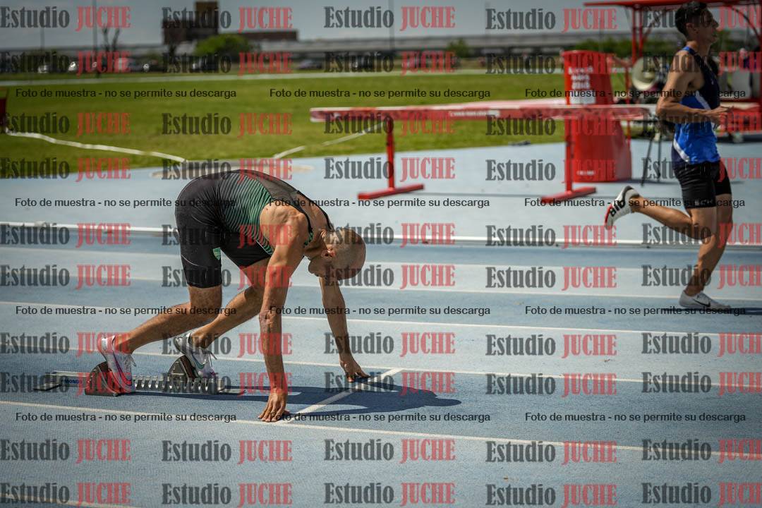 Fotos de los 400 m llanos de varones
