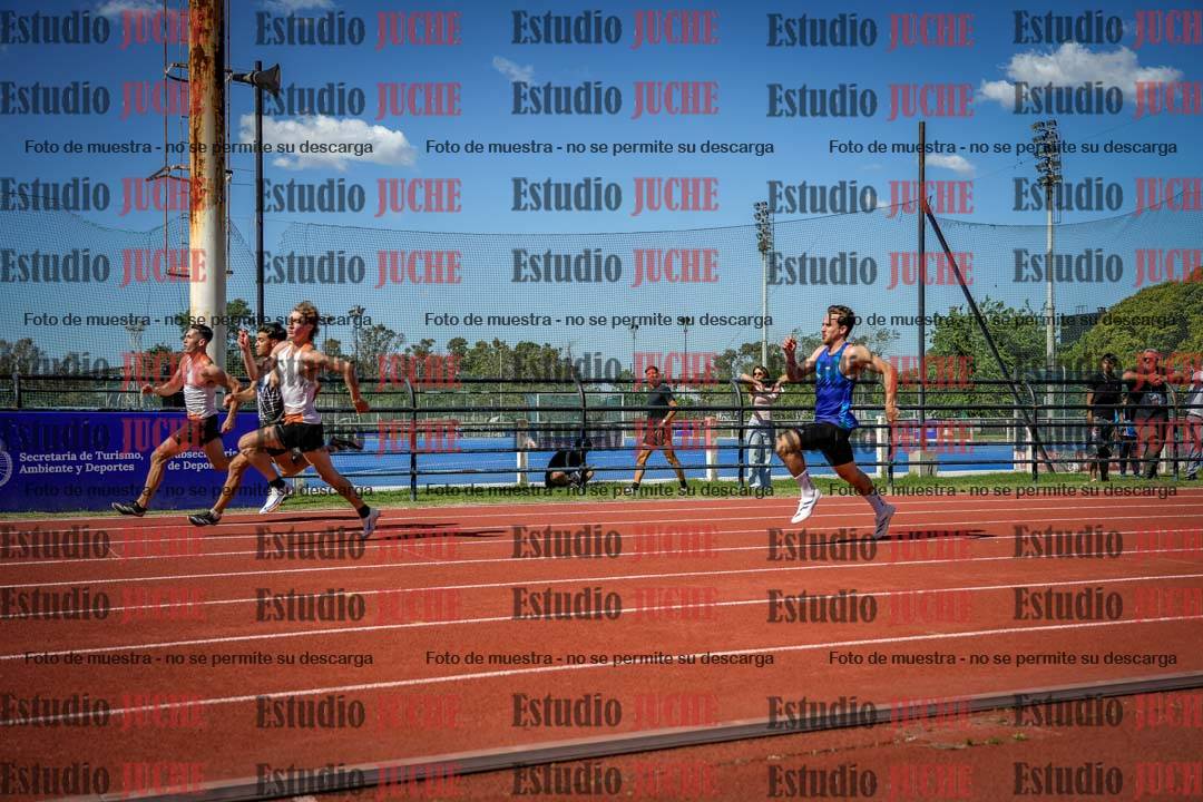 Fotos de los 200 m llanos de varones