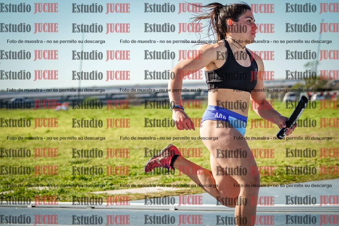 Fotos de las Postas 4x400 m de mujeres y varones