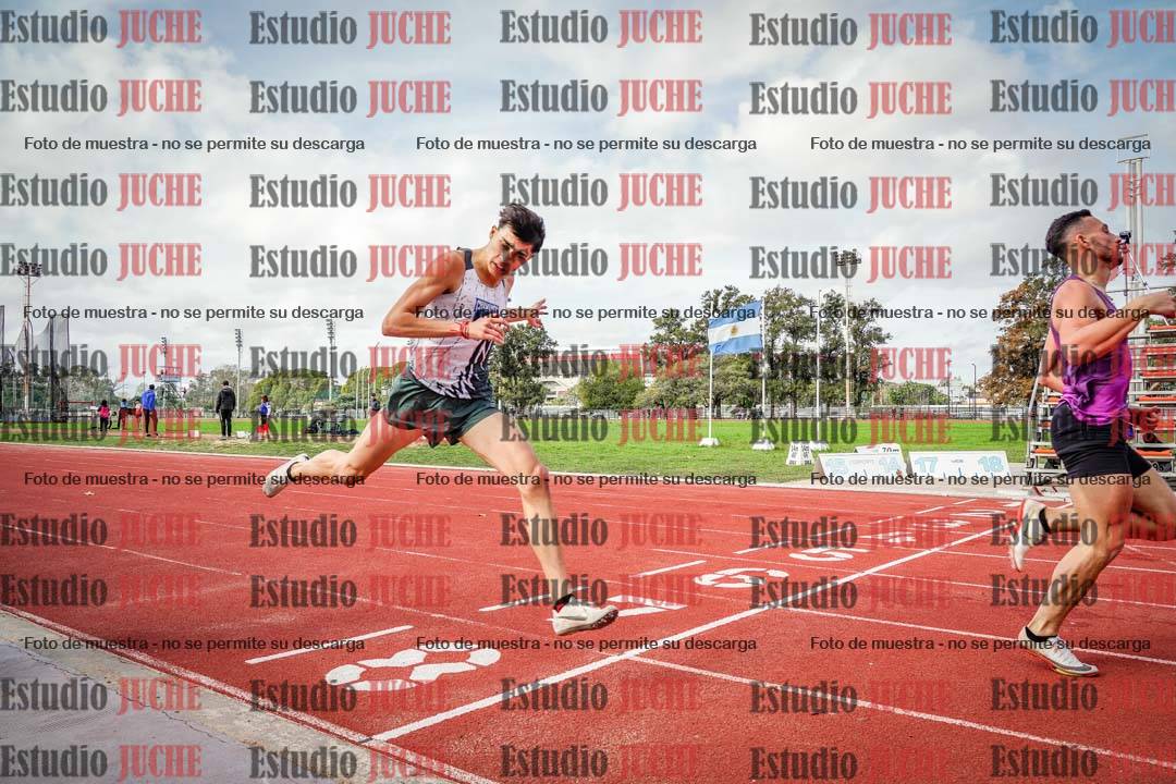 Fotos de los 400 m llanos de varones