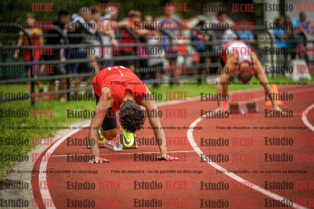 Fotos de los 400 m llanos de varones