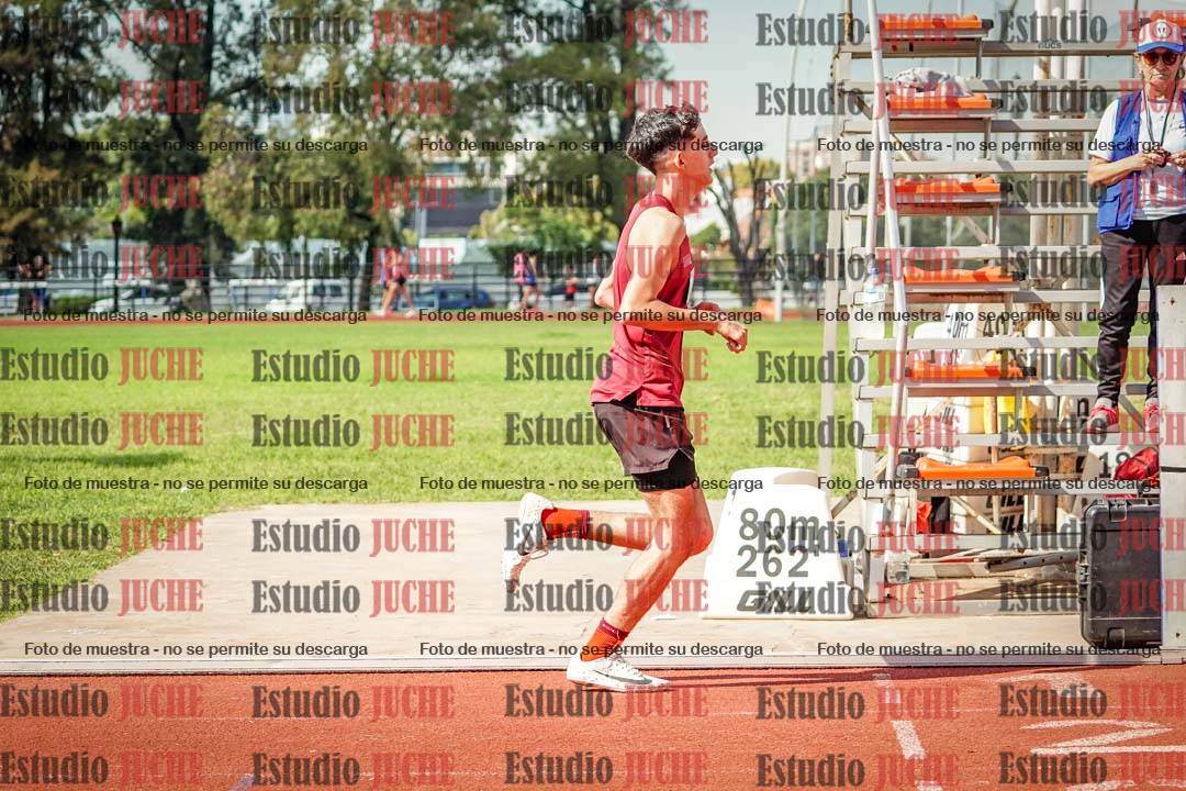 Fotos de los 800 m llanos de varones