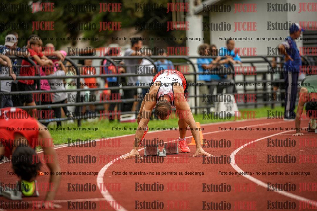 Fotos de los 400 m llanos de varones