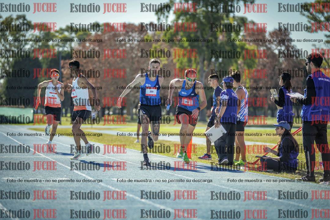 Fotos durante los relevos