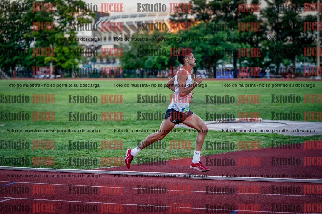 Fotos de los 1500 m llanos de varones