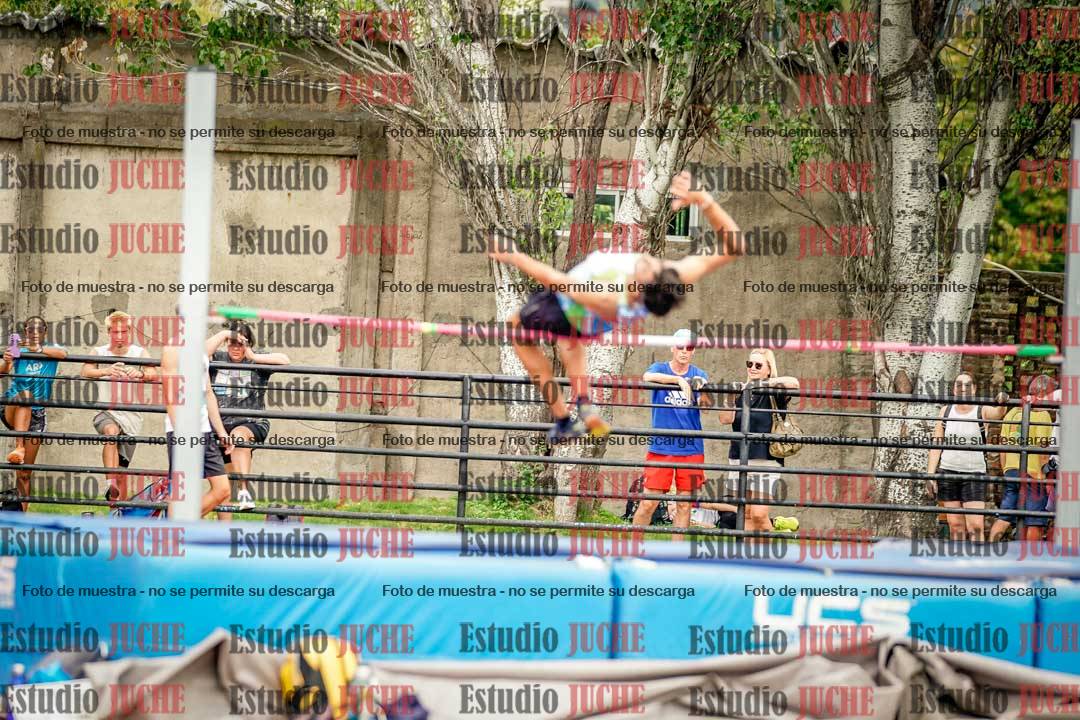 Fotos del salto en alto