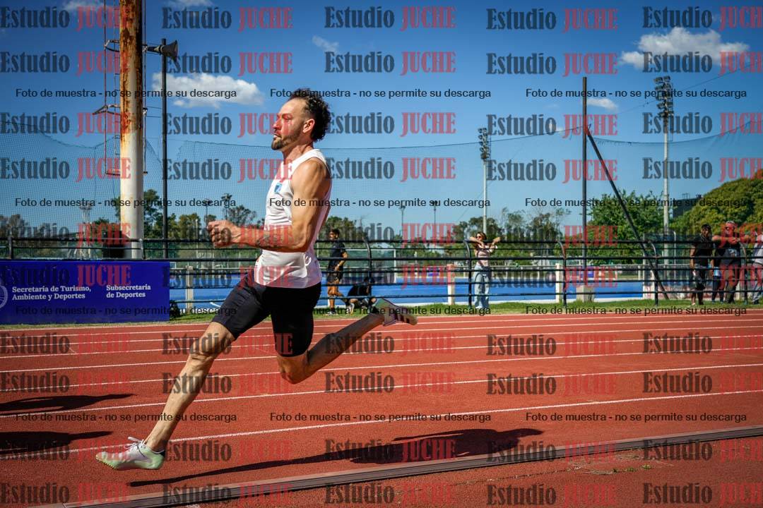 Fotos de los 200 m llanos de varones