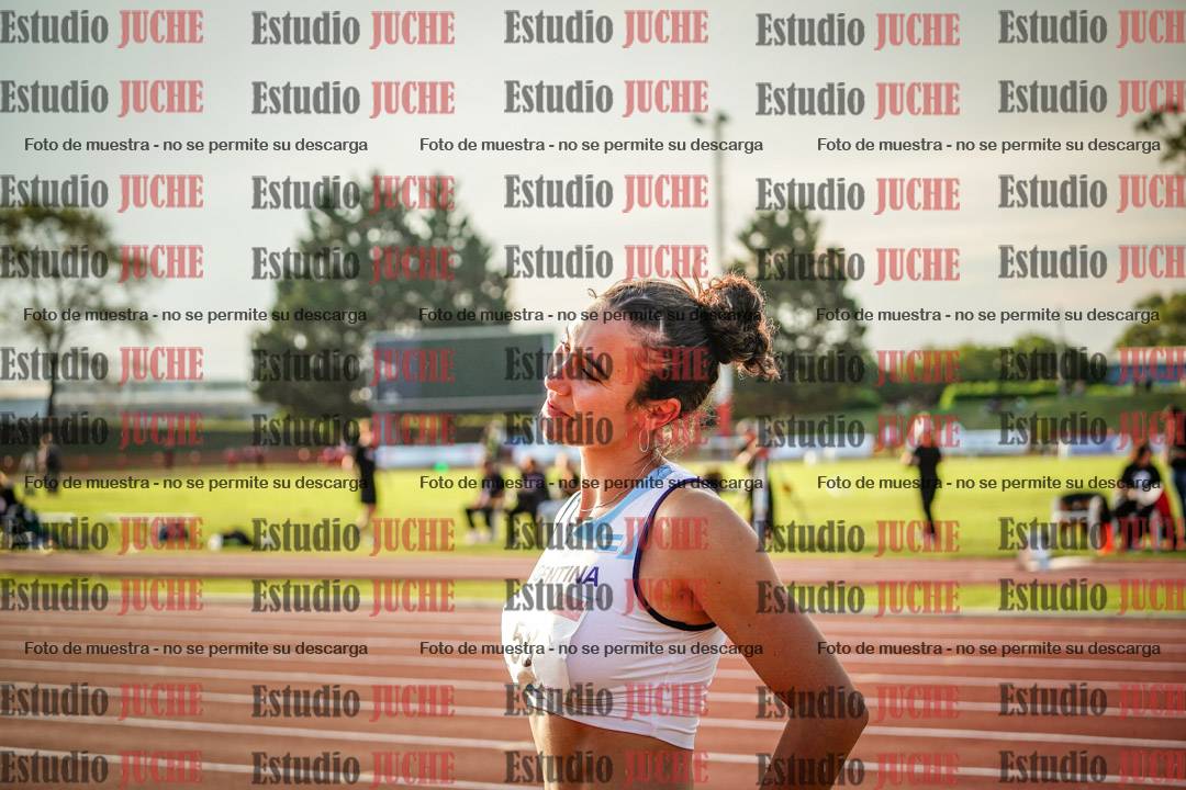 Fotos de algunos extras y podios del día 1