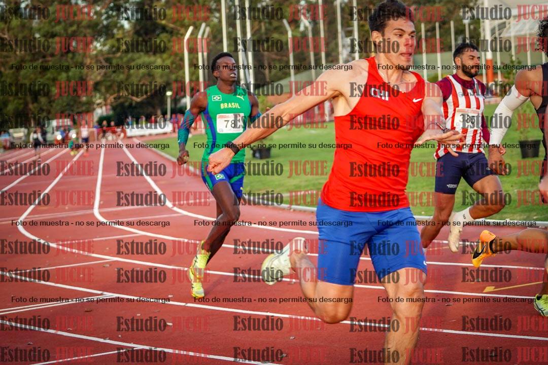 Fotos de las postas 4x100 m de varones - serie 2