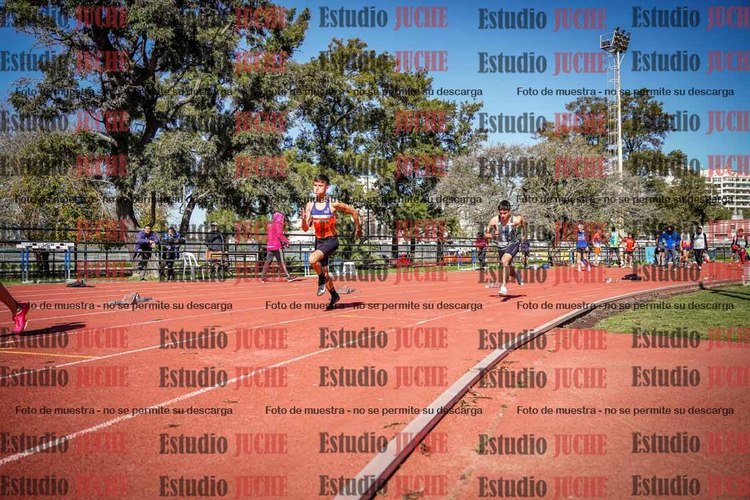 Fotos de los 200 m llanos de varones