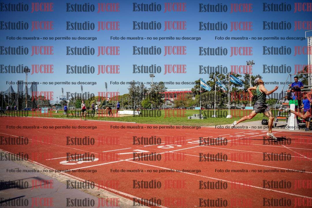Fotos de los 400 m llanos de varones