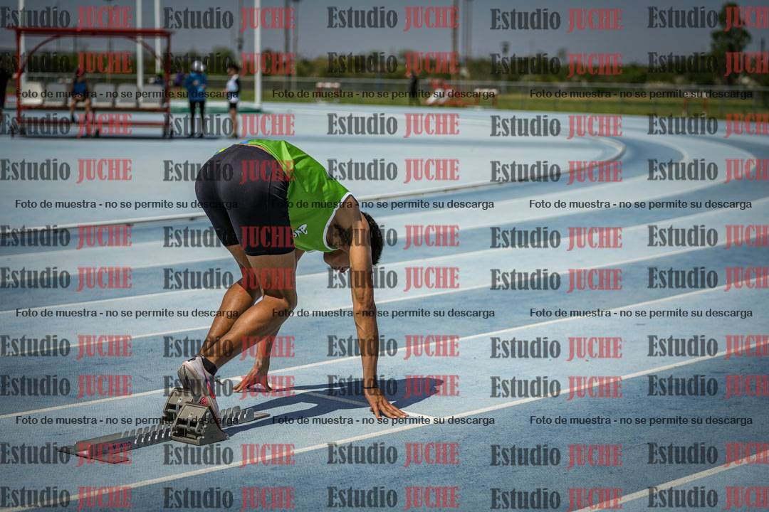 Fotos de los 400 m llanos de varones