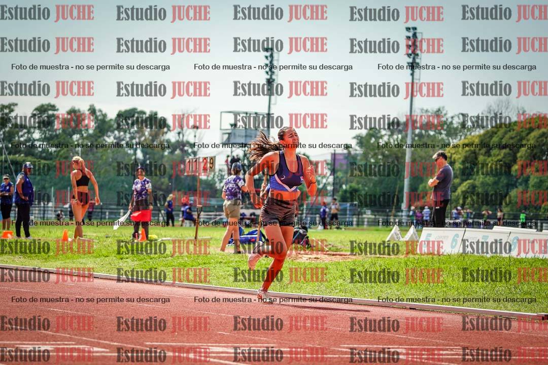 Fotos de los 800 m llanos de mujeres - heptatlón 7