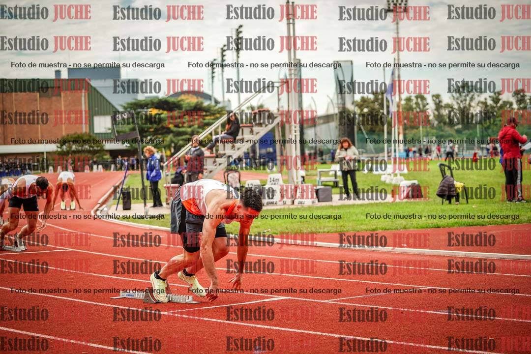 Fotos de los 400 m llanos de varones