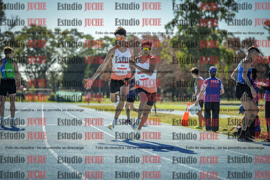 Fotos durante los relevos