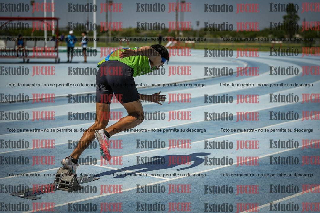 Fotos de los 400 m llanos de varones