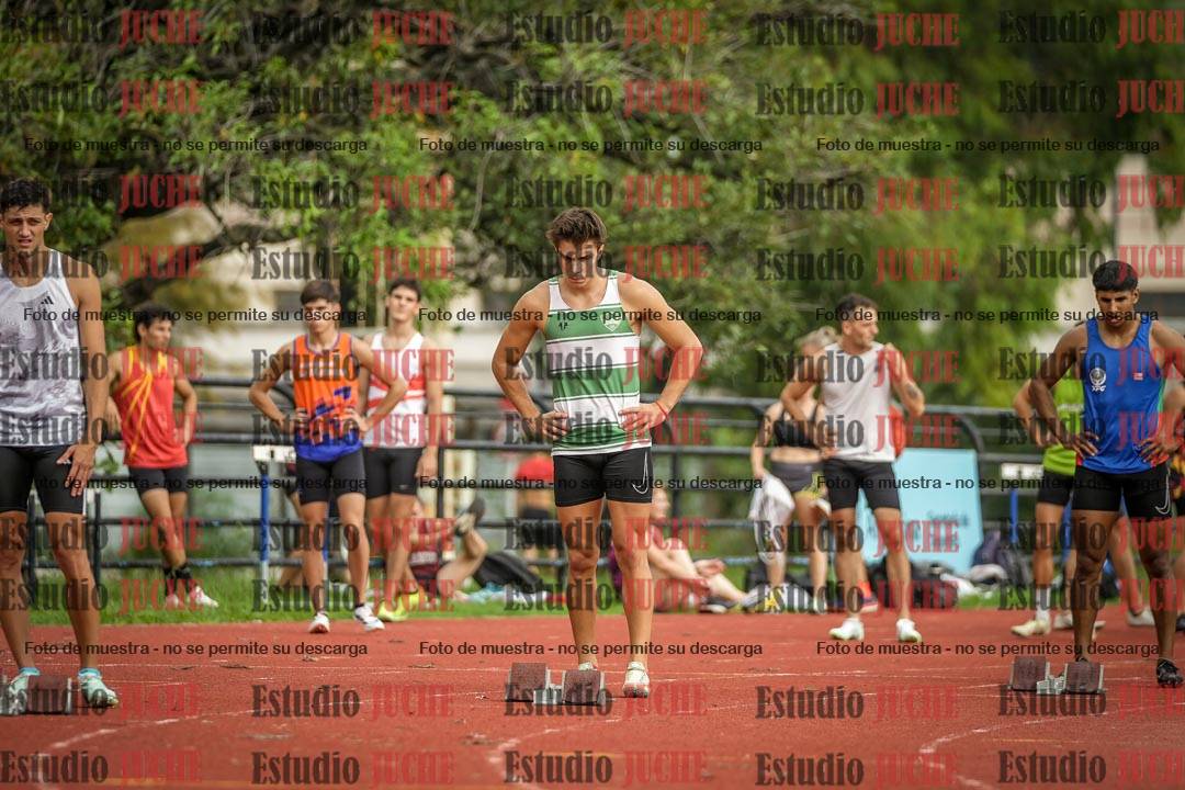 Fotos de los 200 m llanos de varones