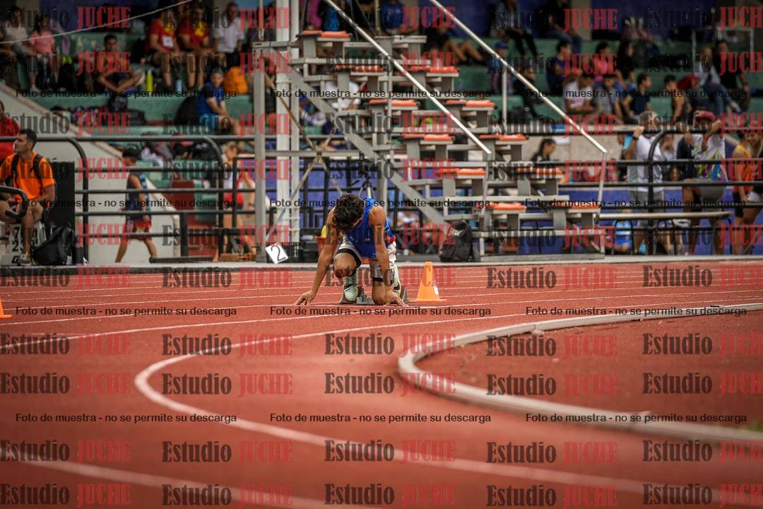 Fotos de los 400 m llanos de varones