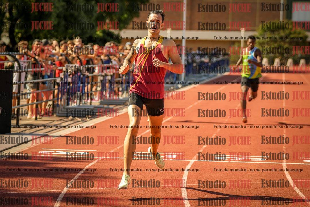 Fotos de los 400 m llanos de varones