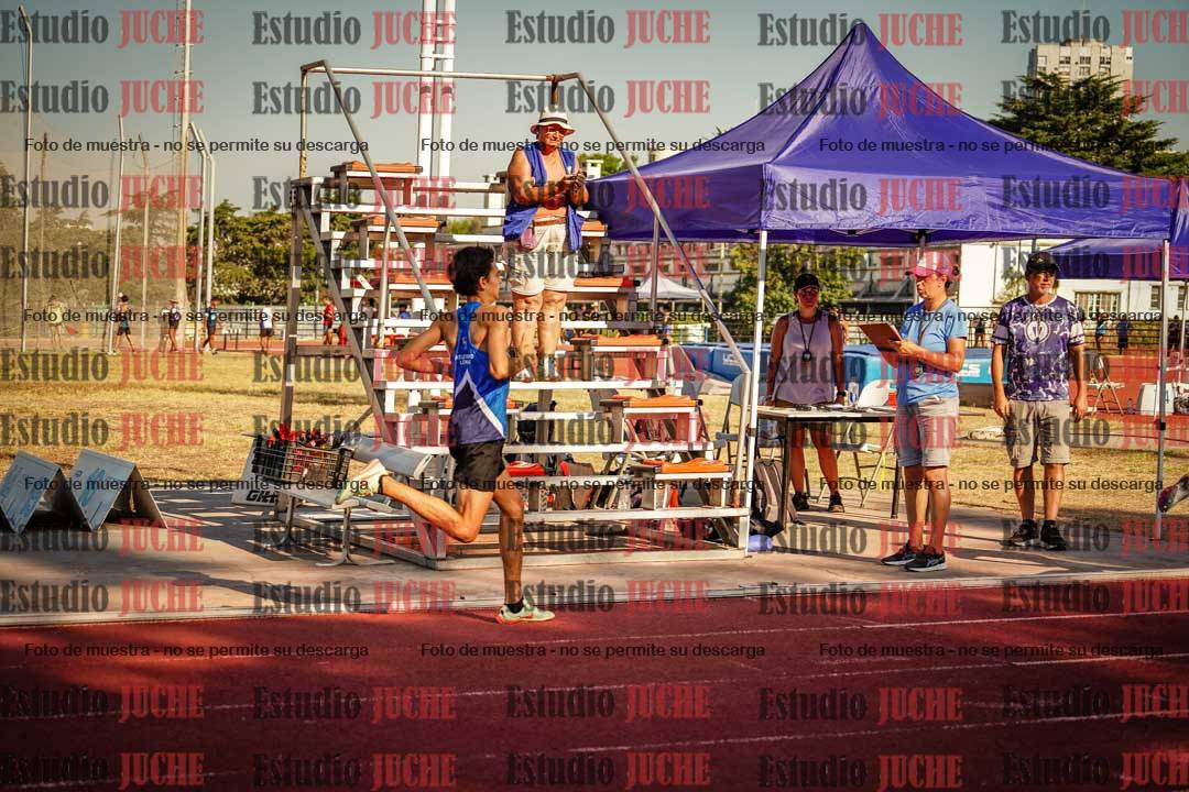 Fotos de los 800 m llanos de varones