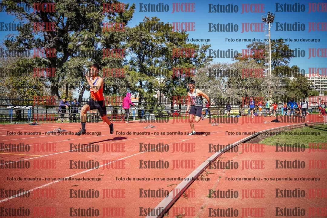 Fotos de los 200 m llanos de varones