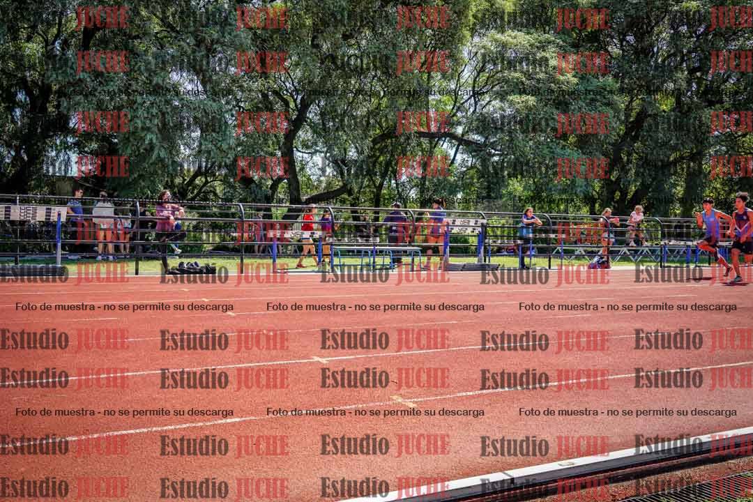 Fotos de los 100 m llanos de varones