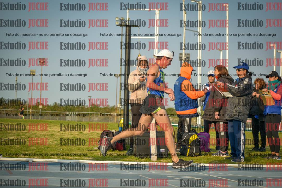 Fotos de los 3000 m llanos de varones